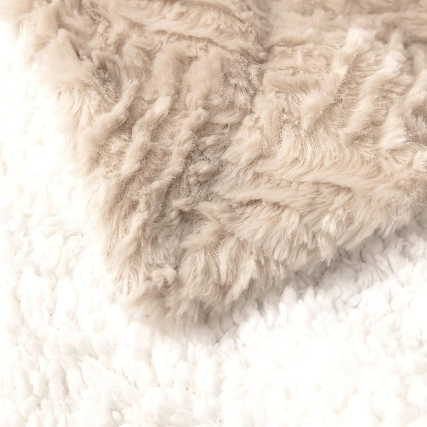 DaDa Bedding Champagne Ivory Faux Fur Throw Blanket - Dreamy Gold Geometric Embossed Sherpa Backside - Super Soft Warm Cozy Plush Fluffy - 90" x 90"