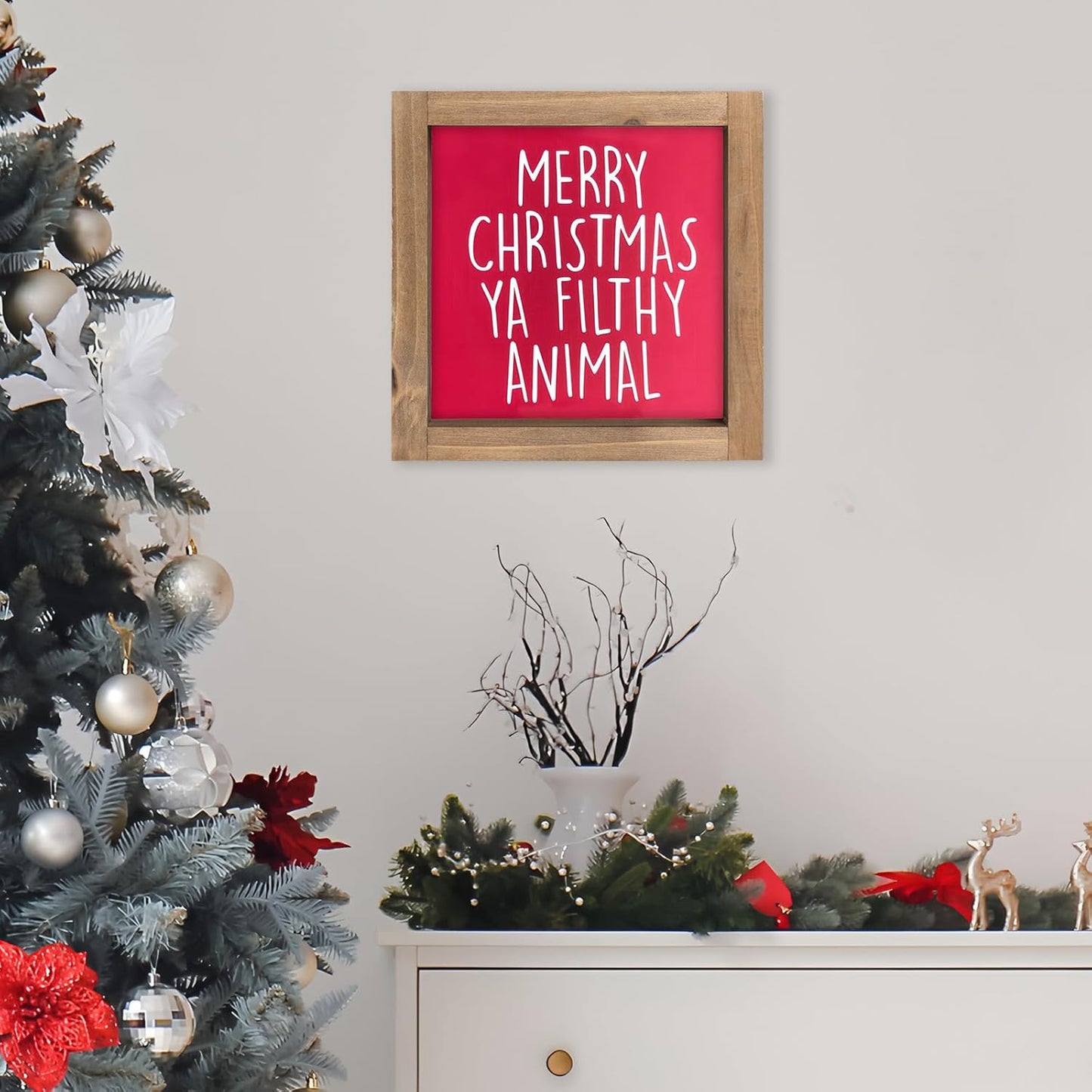 Merry Christmas Ya Filthy Animal Sign, Wooden Funny Xmas Decorative Signage Decor, Holiday Indoor Table Shelf Desk Bathroom Mantel Tiered Tray Wall Art Rustic Farmhouse Decorations for Home