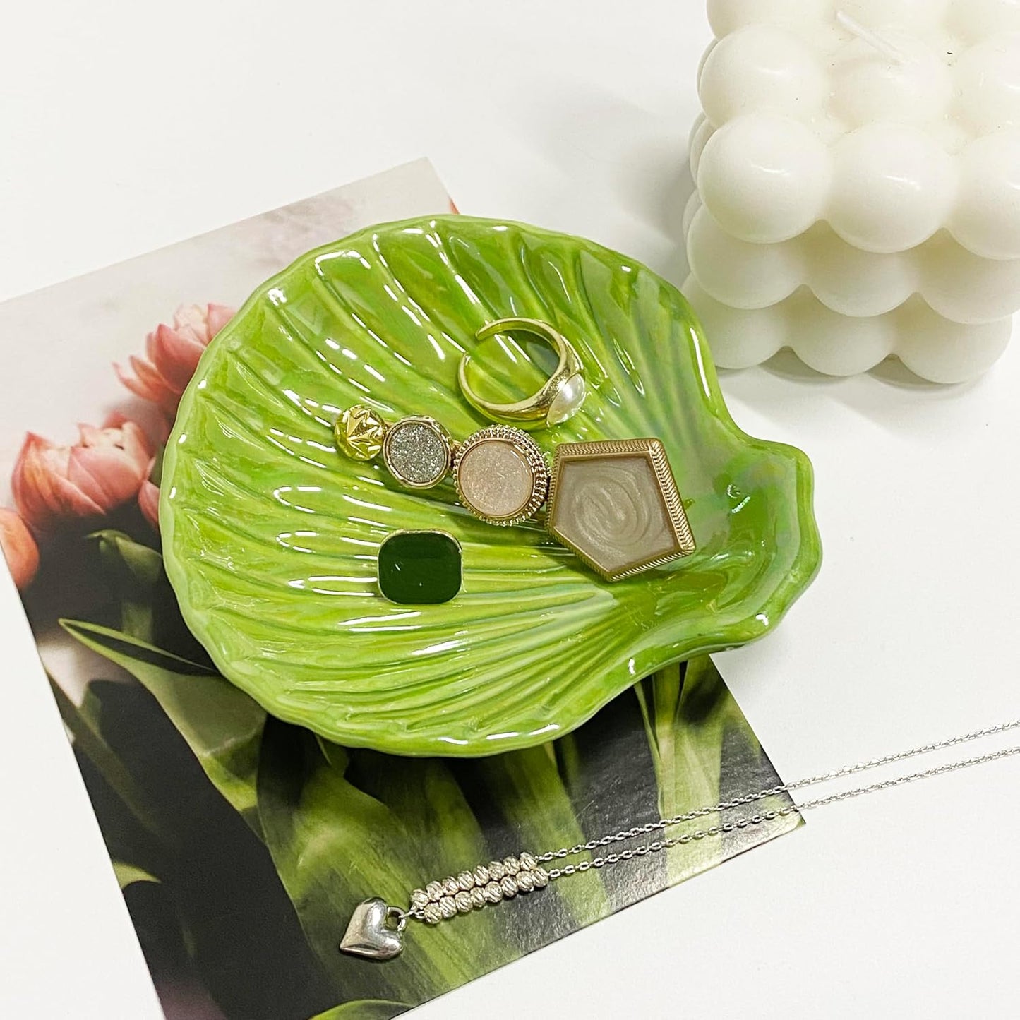 Trinket Dish Shell, Ceramic Jewelry Dish Seashell, Seashell Shape Jewelry Holder Plate for Rings Earrings Necklaces Bracelet, Decorative Tray for Mom Friend Sister, 3.9", Green Iridescent Surface