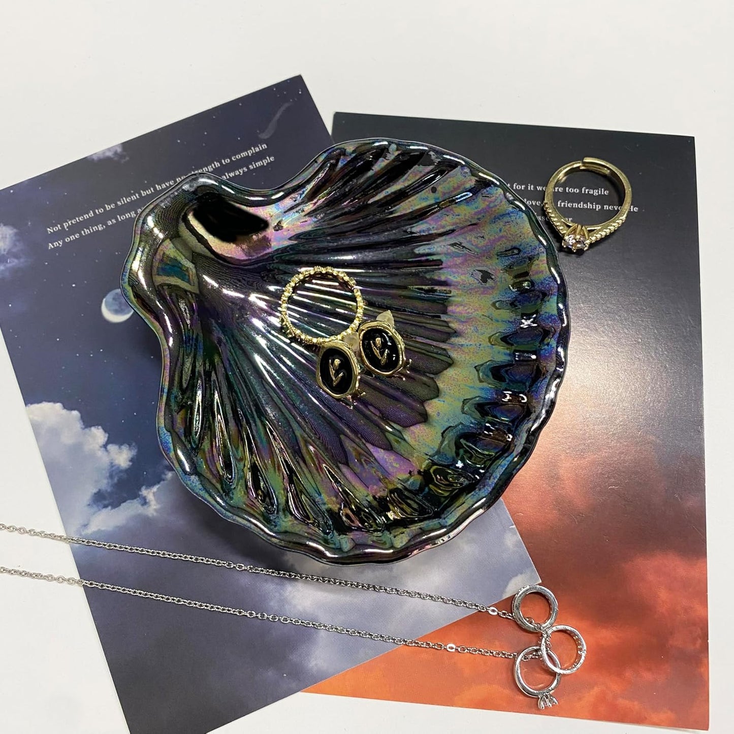 Shell Jewelry Dish Tray, Ceramic Trinket Tray Clamshell Jewelry Storage Dish, Ring Holder Dish Key Bowl, Decorative Jewelry Plate, Cute Jewelry Organizer for Room Decor (Multicolor Black)