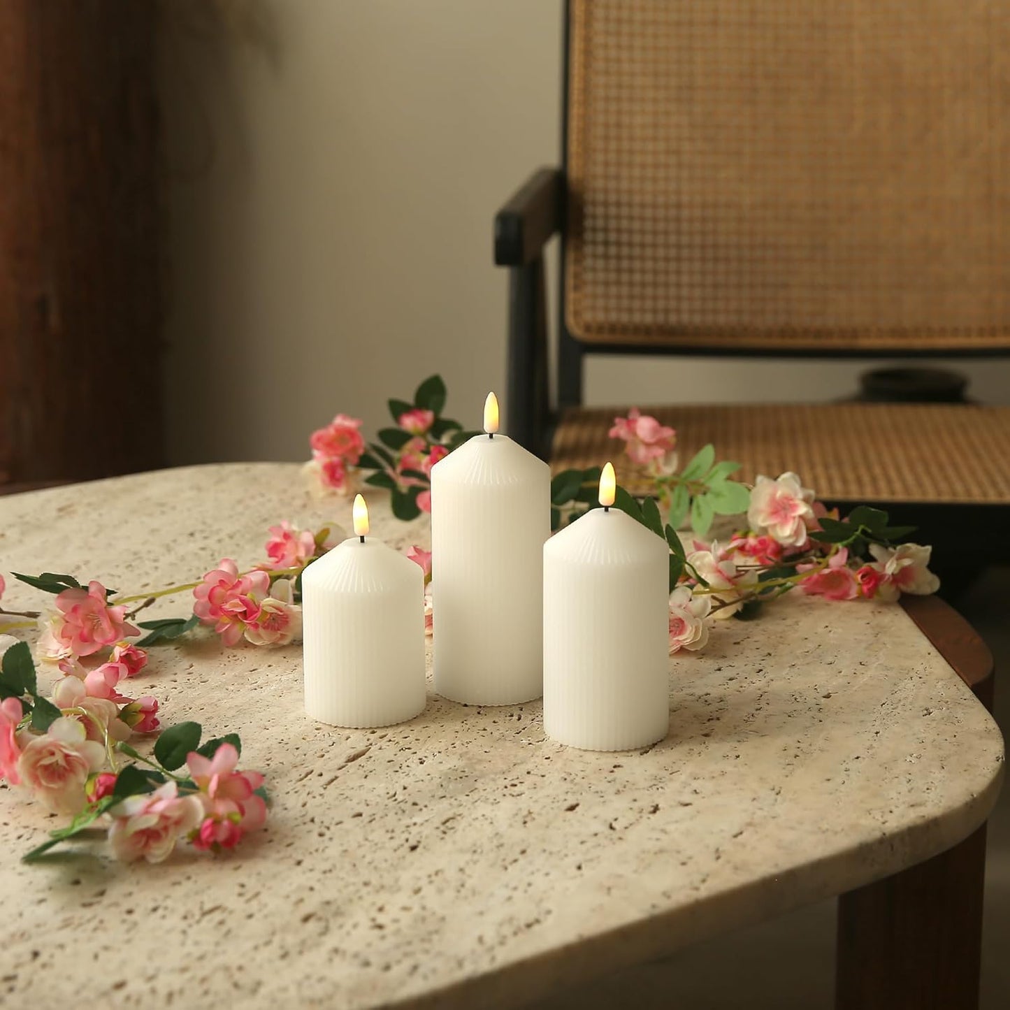 Flameless Candles with Remote, 3 Pack Battery Operated Candles Flickering Real Wax LED Fake Pillar Candles with Timer for Wedding Home Party, White