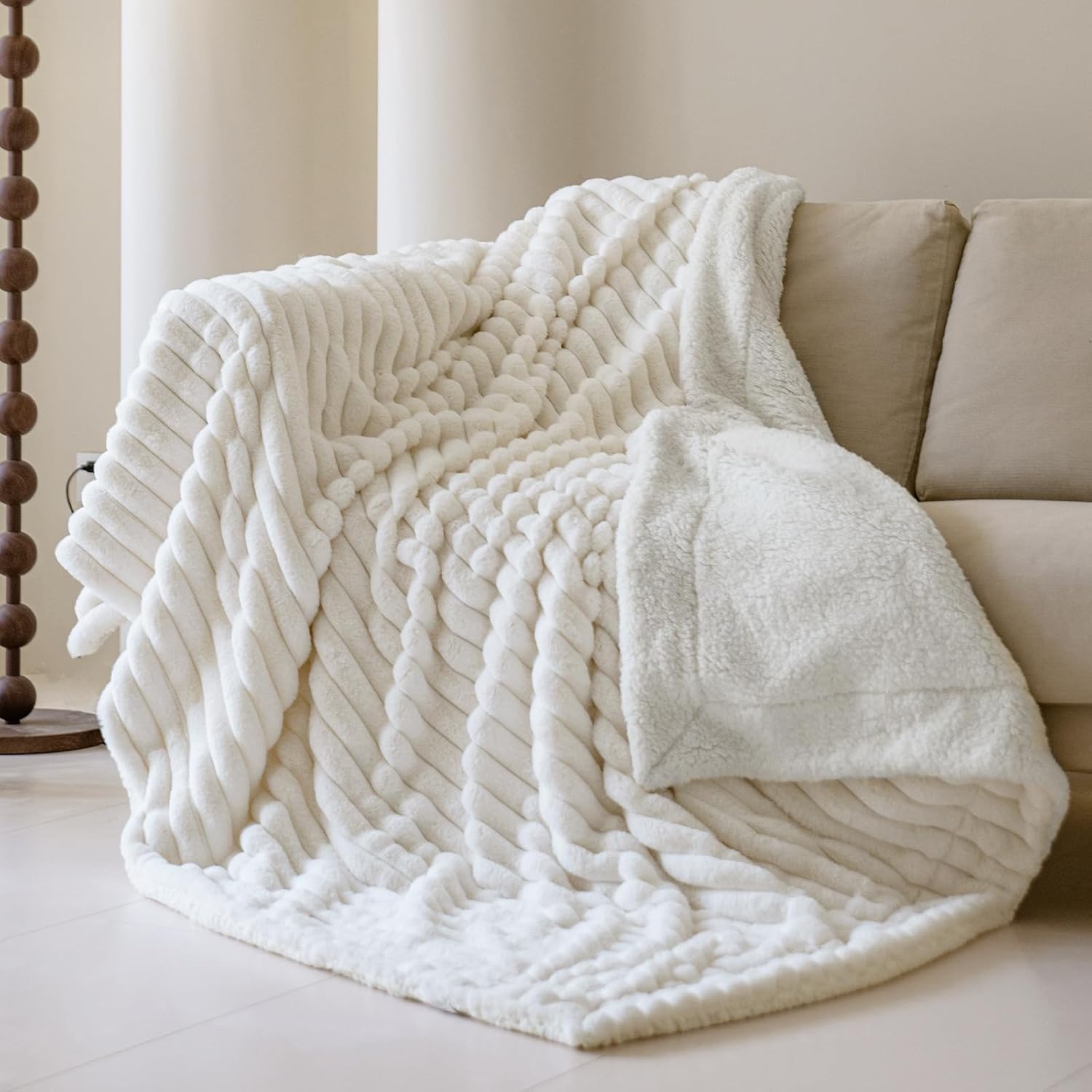 MOSAYT Throw Blanket for Couch Or Bed, Super Soft Faux Rabbit Fur Lamb Hair Blanket, Elegant Ruched Design Fleece Blanket, White Cozy Blanket for Couch, Sofa and Bed(50x60 Inch)