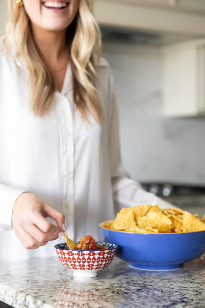 Annovero Serving Bowls - Large Big Bowl for Mixing, Salad, Pasta, Mashed Potato, Chips - Colorful & Decorative for Parties & Entertaining - Microwave, Oven Safe - No Lead & Cadmium - 72 Oz - Set of 3