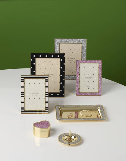 Kate Spade New York 897448 Sitting Pretty 5x7 Dot Frame