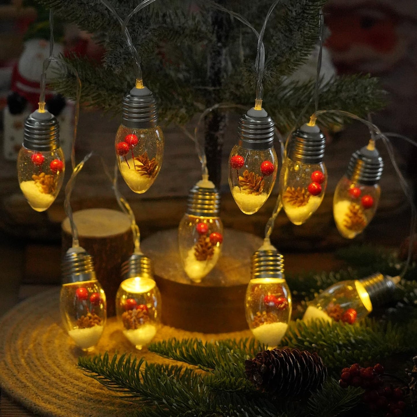 Christmas Snow Globe String Lights Indoor Decorations，10 LED Clear Bulbs Christmas Tree Snow Globe String Lights with Pinecone & Berry for Home Bedroom Fireplace Xmas Lights(6.6FT)