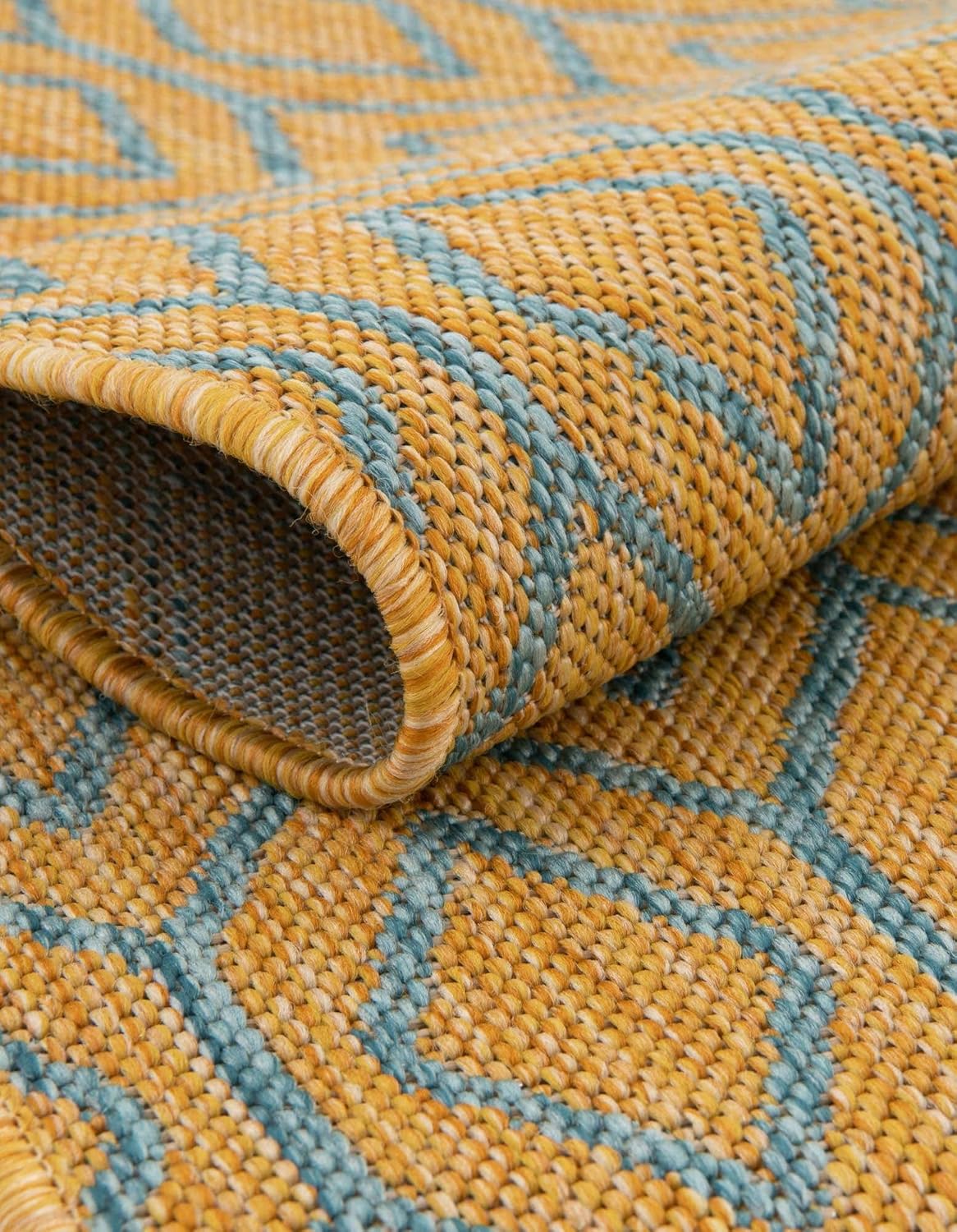 Jill Zarin Outdoor Collection Area Rug - Turks and Caicos (3' 3" Round Yellow and Aqua/Light Blue)