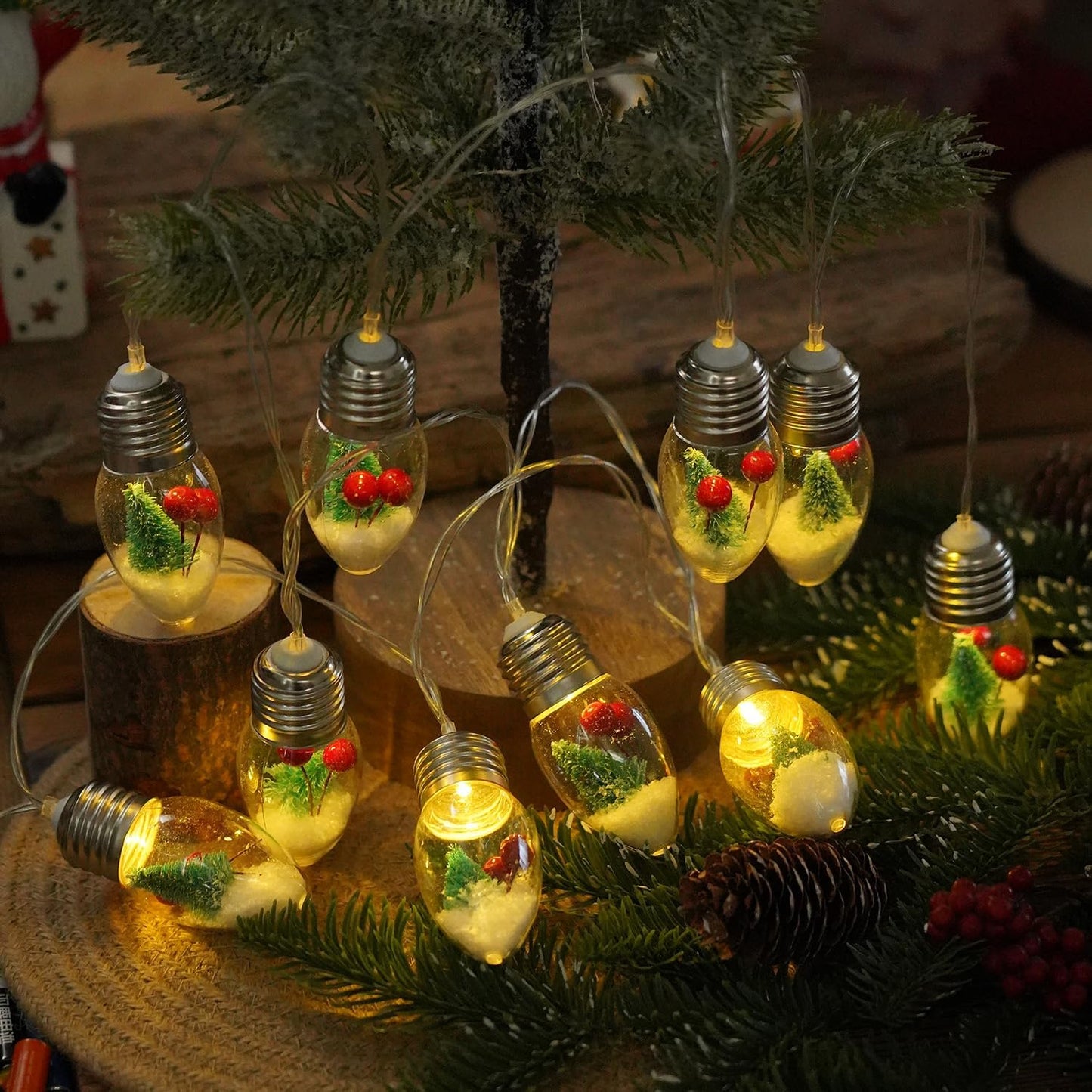 Christmas Snow Globe String Lights Indoor Decorations, 10 LED Clear Bulbs String Lights with Christmas Tree & Berry for Home Bedroom Fireplace Xmas Lights(6.6FT)