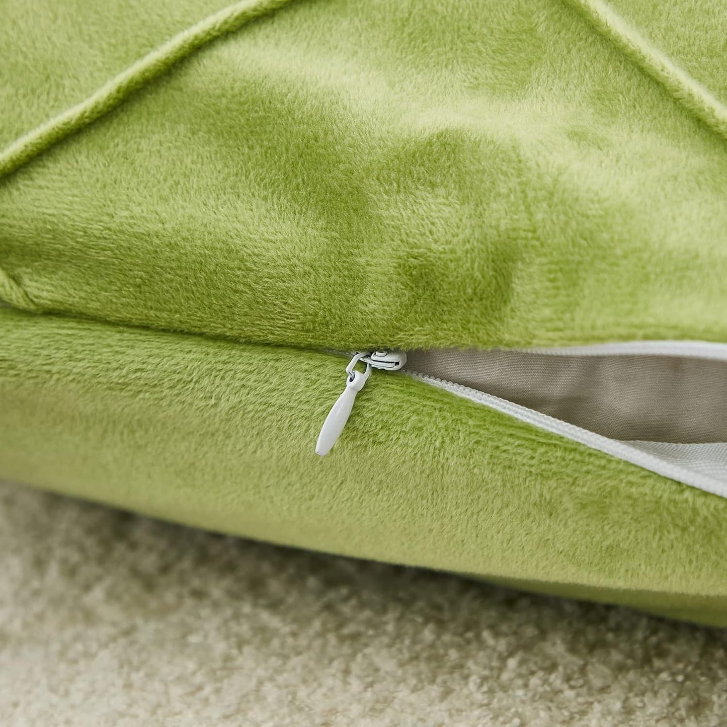 JAUXIO Diamond Pinch Pleated Crystal Velvet Pillowcases 2 Pack Solid Pintuck Throw Cushion Cover for Home Decor Hidden Zipper Closure (Apple Green, King)