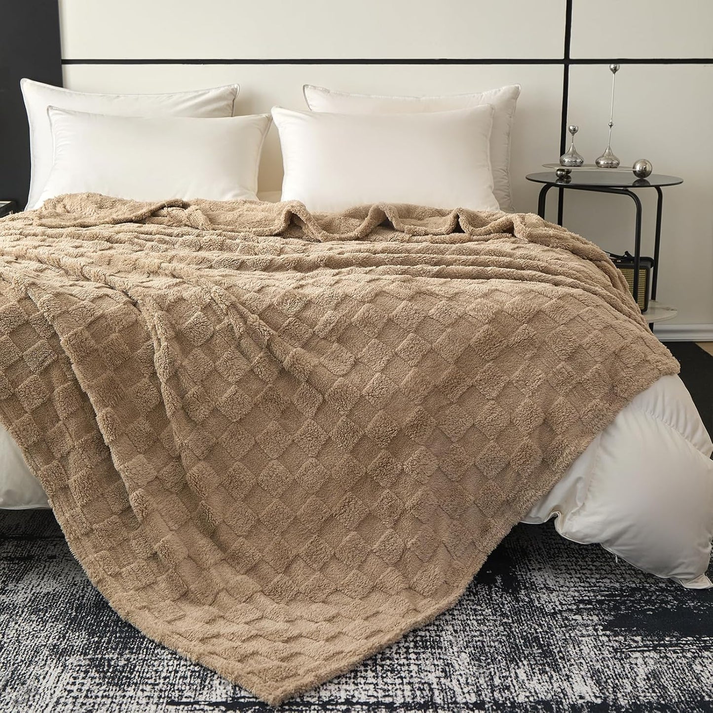 Twin Fleece Blanket for Couch - Super Soft Cozy Throw Blankets for Women,3D Checkered Striped Lightweight Blanket for Girls,All Seasons Flannel Blanket，Bed Home Decor，60x80 Inches